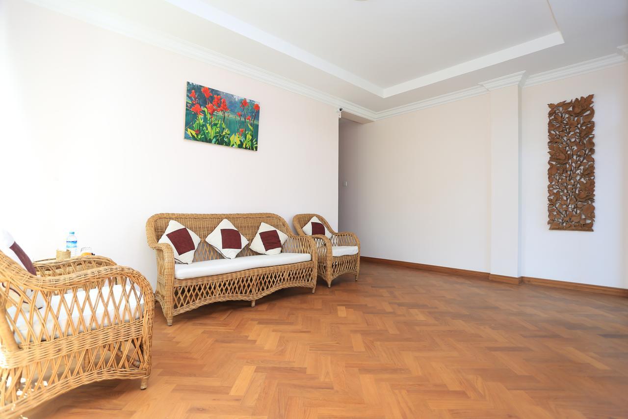 Mango Hill Inn Янгон Екстер'єр фото